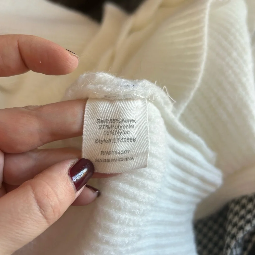 NWT Line & Dot Victoria Sweater